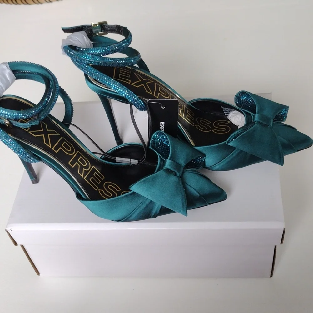 Express Teal Bow Rhinestone Women's Strap Pumps Heels. Size 6. - Picture 2 of 11